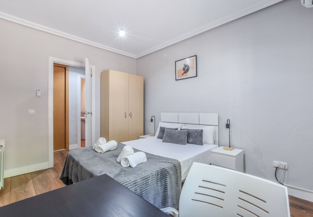 Apartment Center Madrid — Everything at your fingertips
