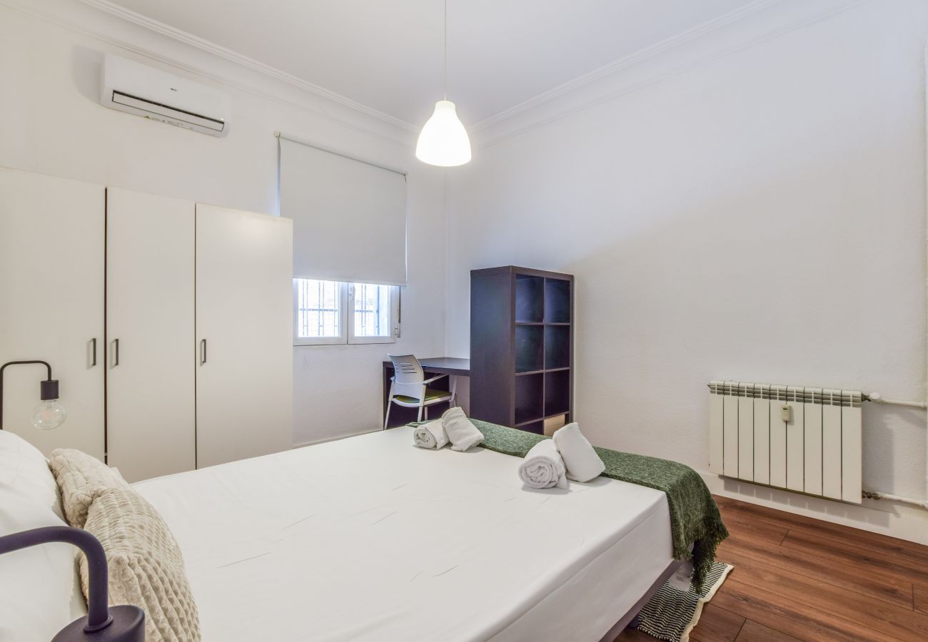 Apartment Center Madrid — Everything at your fingertips