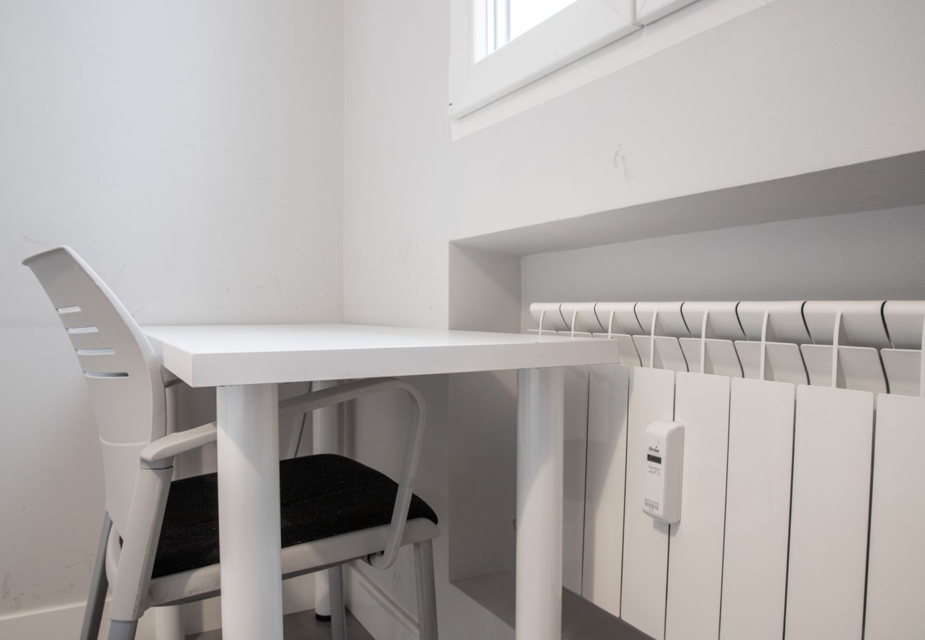 Retiro VI Apartment — Spacious home in Madrid