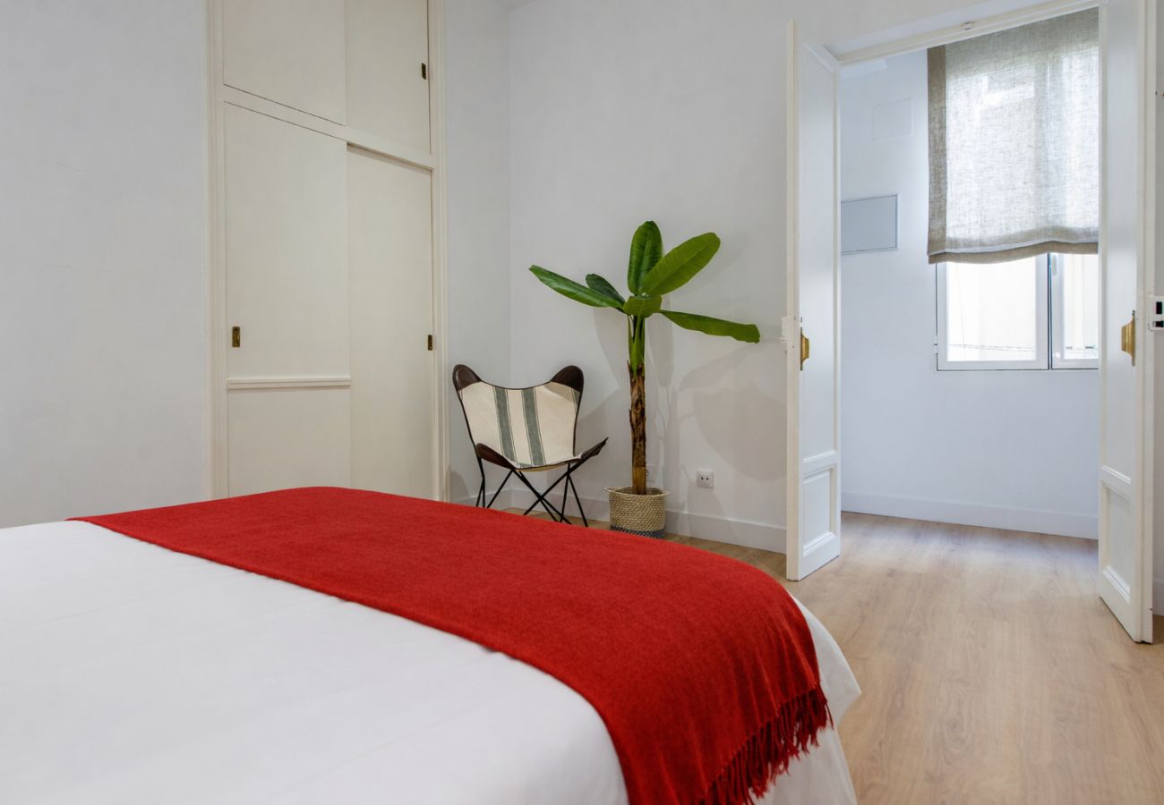 Apartamento Sol VI — A pasos de Puerta del Sol