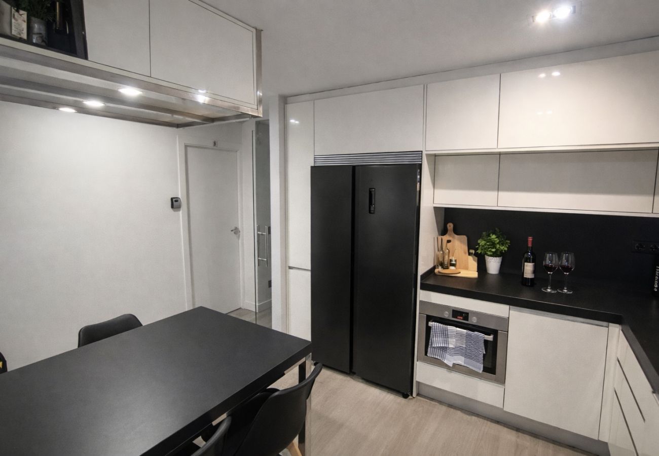 Amazing Accommodation - Room in Madrid